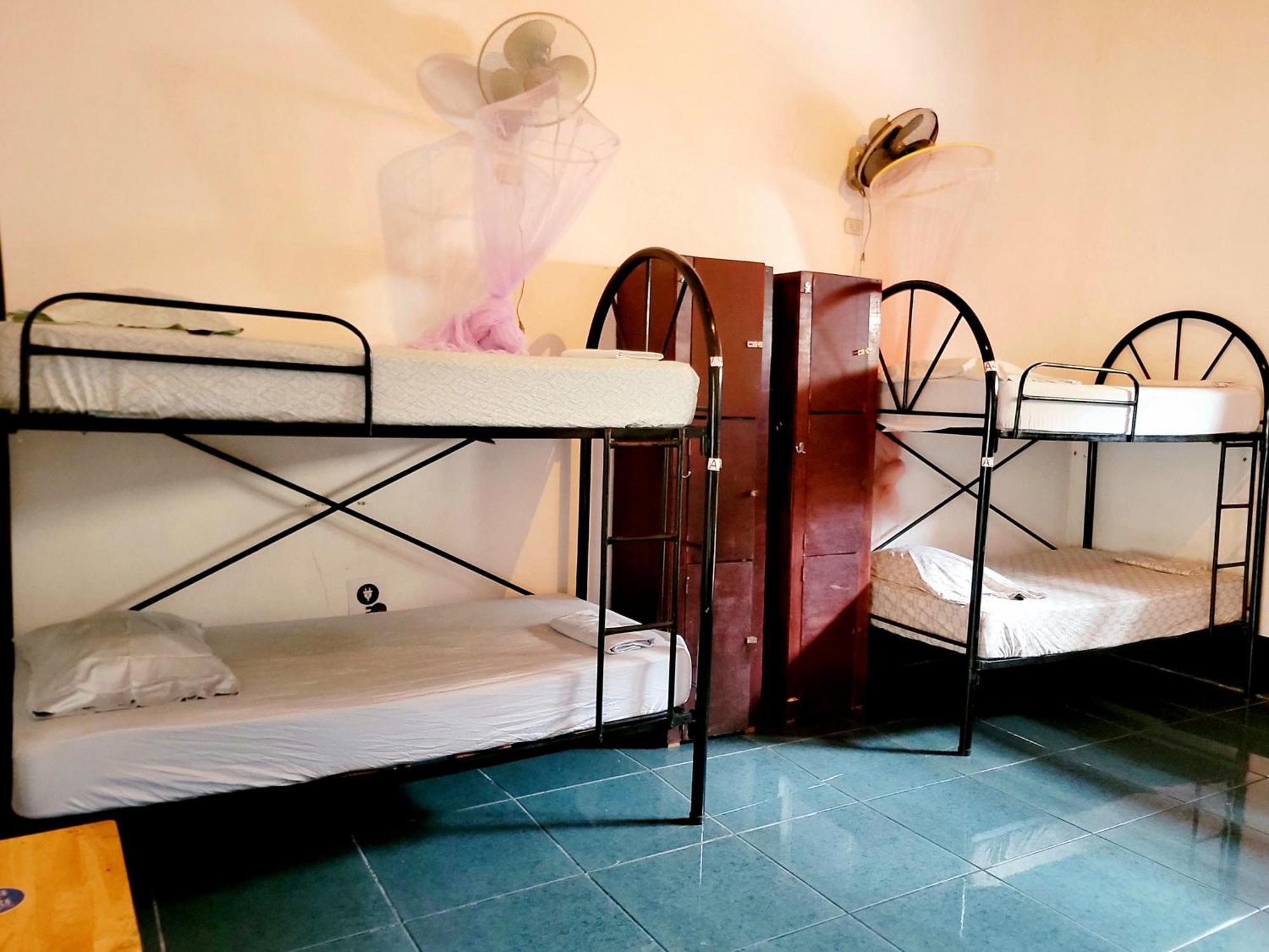 Hostel Poco A Poco León