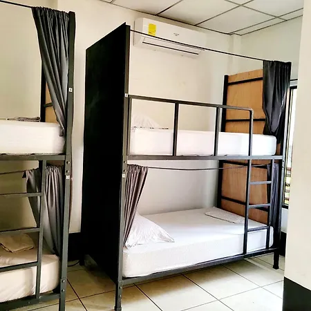 Poco A Poco Hostel León Extérieur photo